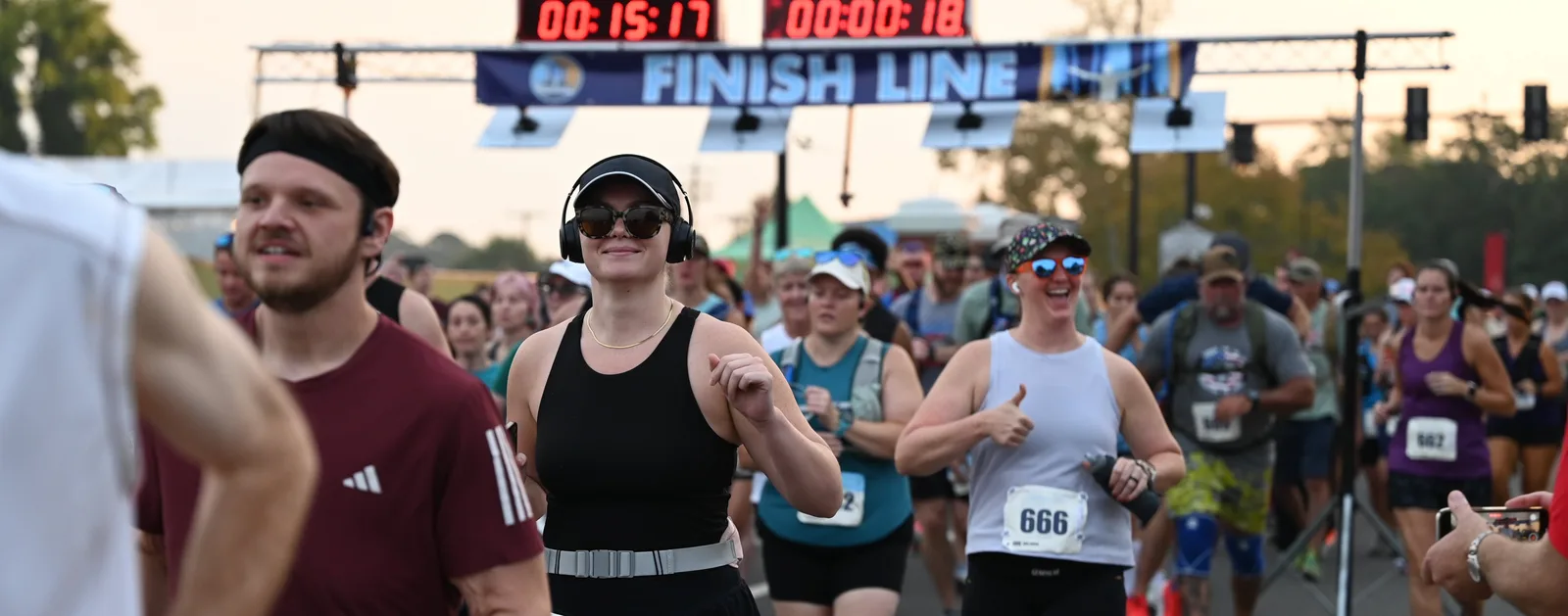 Three Sisters Marathon photo 2